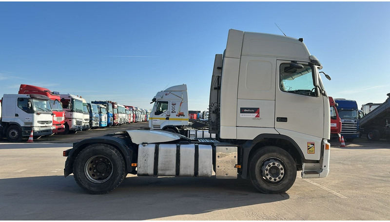 Volvo FH 400 (MANUAL GEARBOX / BOITE MANUELLE / CLEAN CHASSIS / EURO 5) - יחידת טרקטור: תמונה 4 Volvo FH 400 (MANUAL GEARBOX / BOITE MANUELLE / CLEAN CHASSIS / EURO 5) - יחידת טרקטור: תמונה 4