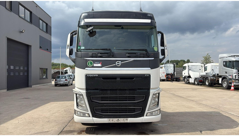 Volvo FH 460 (CHASSIS 2015 / PERFECT CONDITION / CLEAN CHASSIS) - יחידת טרקטור: תמונה 4 Volvo FH 460 (CHASSIS 2015 / PERFECT CONDITION / CLEAN CHASSIS) - יחידת טרקטור: תמונה 4