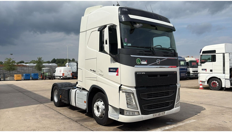 Volvo FH 460 (CHASSIS 2015 / PERFECT CONDITION / CLEAN CHASSIS) - יחידת טרקטור: תמונה 2 Volvo FH 460 (CHASSIS 2015 / PERFECT CONDITION / CLEAN CHASSIS) - יחידת טרקטור: תמונה 2
