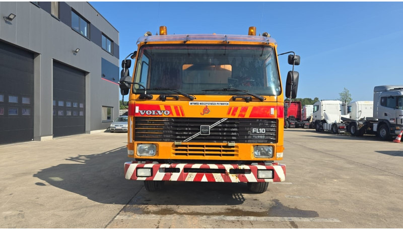 Volvo FL 10 - 320 (10500L + 1500L / 10 TYRES FULL STEEL / HIGH PRESSURE + VACUUM / POMPE MANUELLE / MANUAL PUMP) - משאית ואקום: תמונה 2 Volvo FL 10 - 320 (10500L + 1500L / 10 TYRES FULL STEEL / HIGH PRESSURE + VACUUM / POMPE MANUELLE / MANUAL PUMP) - משאית ואקום: תמונה 2