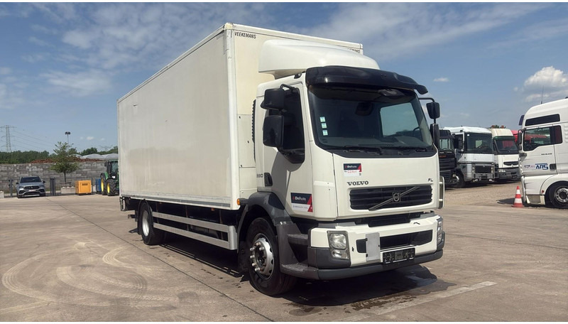 Volvo FL 260 (LIFT 2000 KG / PERFECT BELGIAN TRUCK / 18 TON / EURO 5) - משאית תיבה: תמונה 3 Volvo FL 260 (LIFT 2000 KG / PERFECT BELGIAN TRUCK / 18 TON / EURO 5) - משאית תיבה: תמונה 3