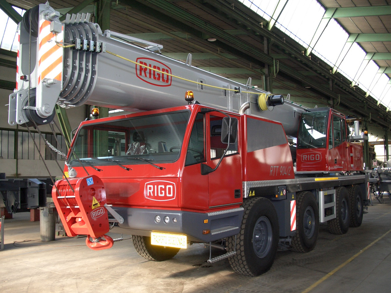 Rigo RTT 904/2 - עגורן לכל שטח: תמונה 1 Rigo RTT 904/2 - עגורן לכל שטח: תמונה 1