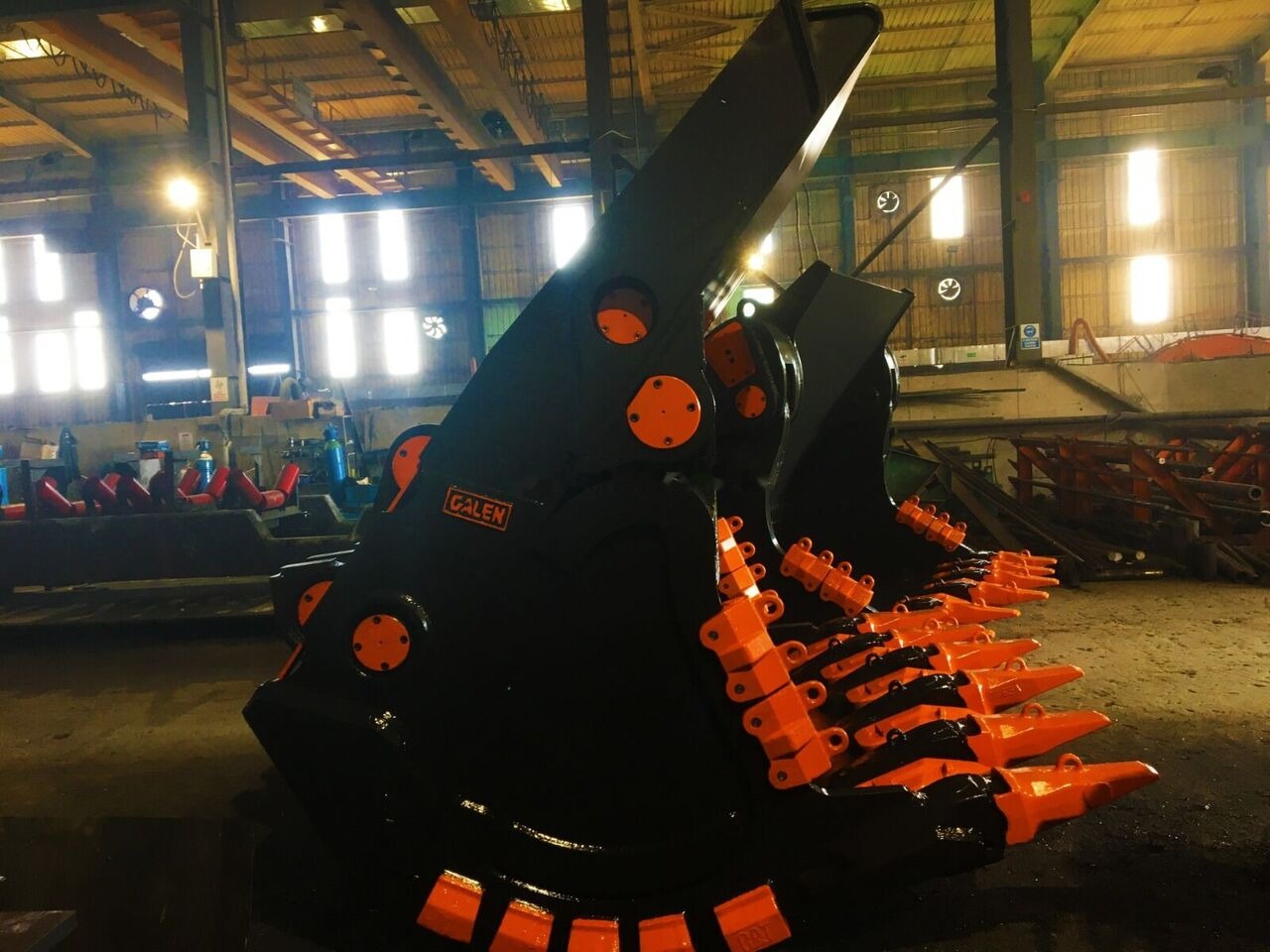 Galen SHOVEL BUCKET - דלי מחפר: תמונה 4 Galen SHOVEL BUCKET - דלי מחפר: תמונה 4