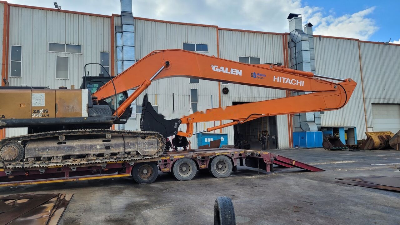 Hitachi ZX350 Long Reach Boom-Arm Manufacturing - מחפר סורק: תמונה 1 Hitachi ZX350 Long Reach Boom-Arm Manufacturing - מחפר סורק: תמונה 1