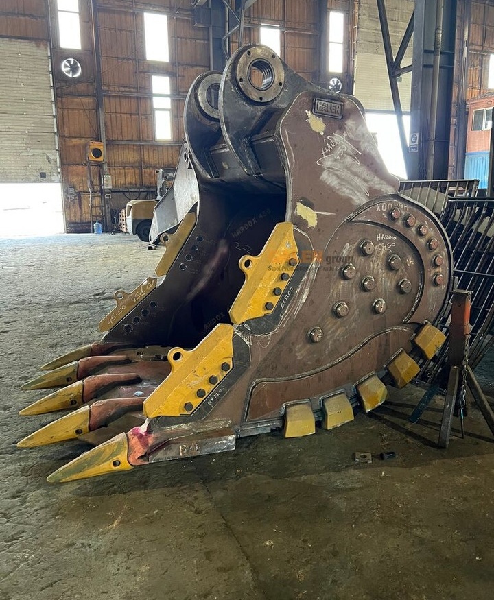 Komatsu PC1250 Extreme Heavy Duty Bucket - דלי מחפר: תמונה 2 Komatsu PC1250 Extreme Heavy Duty Bucket - דלי מחפר: תמונה 2