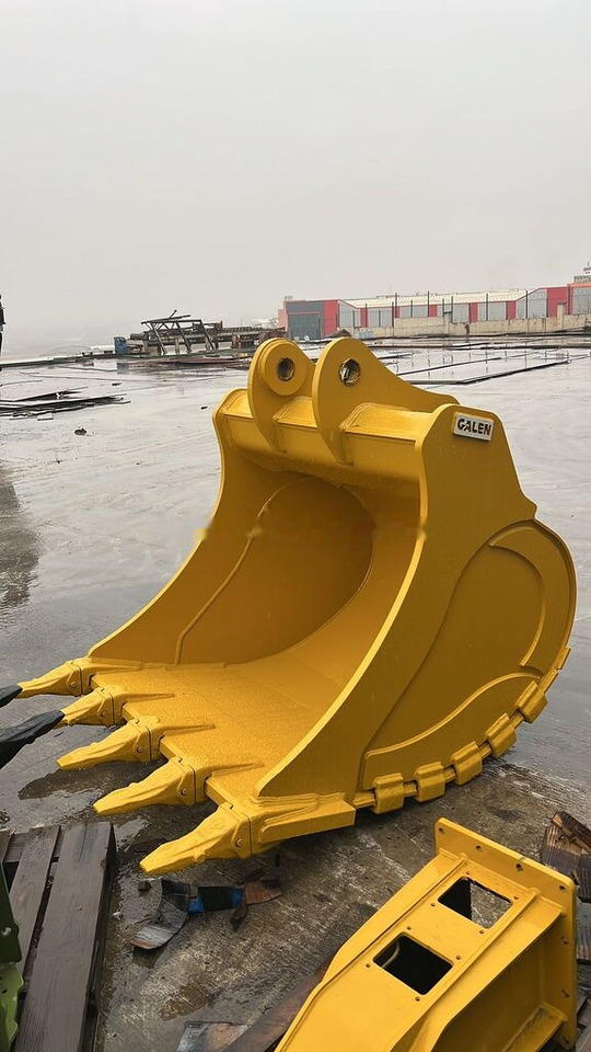 Komatsu PC300 Reinforced General Purpose Bucket - דלי מחפר: תמונה 2 Komatsu PC300 Reinforced General Purpose Bucket - דלי מחפר: תמונה 2