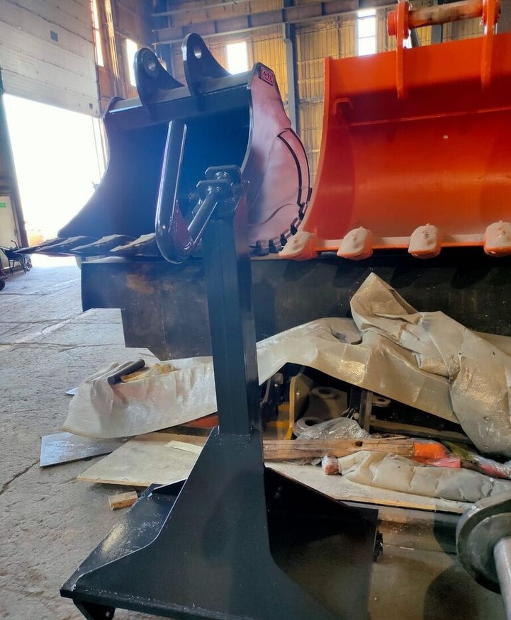 Volvo Material Handling Equipment - זרוע עבור מלגזה: תמונה 3 Volvo Material Handling Equipment - זרוע עבור מלגזה: תמונה 3