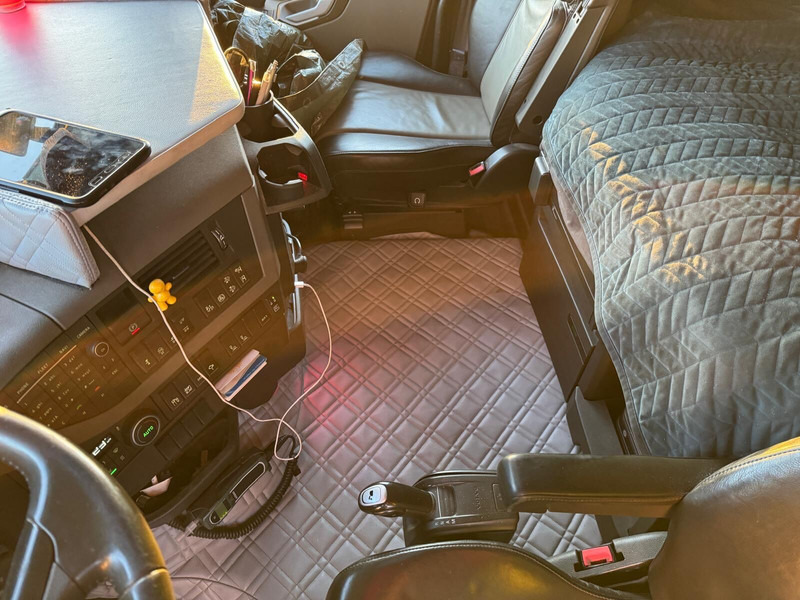 Volvo FH540 - משאית עם שלדת תא: תמונה 5 Volvo FH540 - משאית עם שלדת תא: תמונה 5