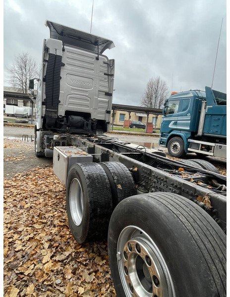 Volvo FH550 - משאית עם שלדת תא: תמונה 4 Volvo FH550 - משאית עם שלדת תא: תמונה 4