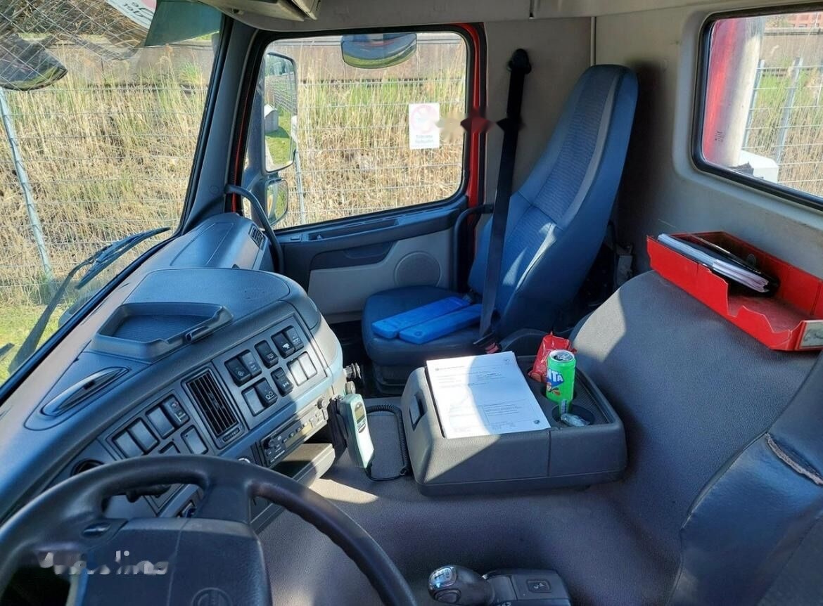 Volvo FM360 - מזהיר, משאית מנוף: תמונה 3 Volvo FM360 - מזהיר, משאית מנוף: תמונה 3