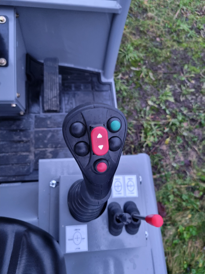 WCM L2110e E-Power - מעמיס גלגלים: תמונה 3 WCM L2110e E-Power - מעמיס גלגלים: תמונה 3