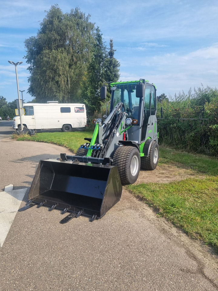 WCM-L2412 - מעמיס גלגלים: תמונה 3 WCM-L2412 - מעמיס גלגלים: תמונה 3