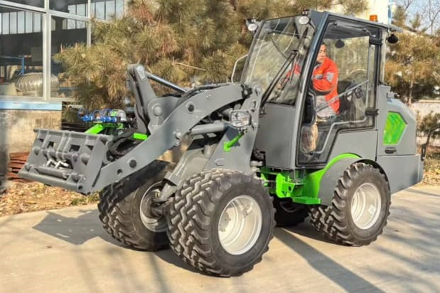 WCM-L2814 - מעמיס גלגלים: תמונה 1 WCM-L2814 - מעמיס גלגלים: תמונה 1