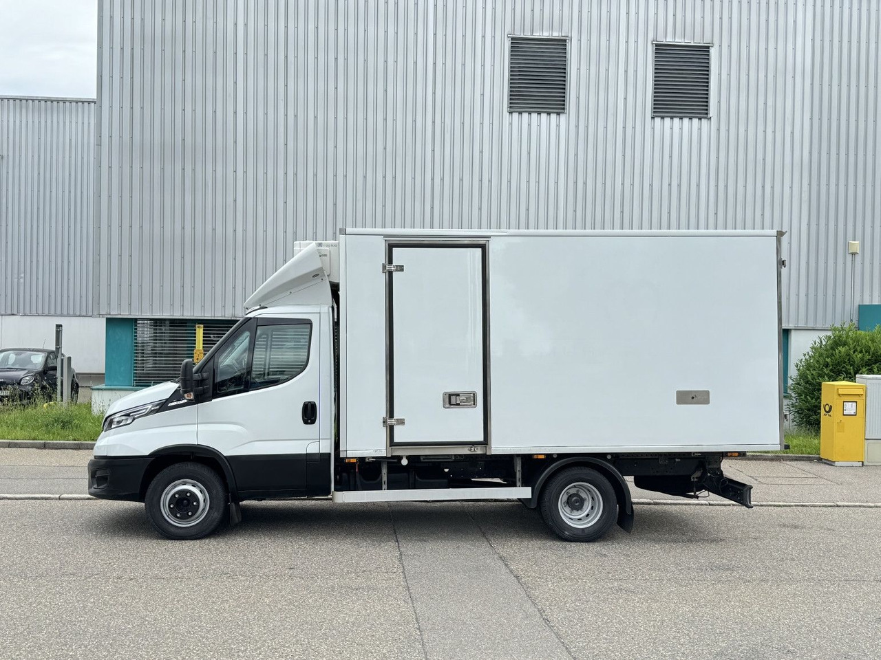 Iveco Daily 72-180 Tiefkühl TK V-500 -32°/+32° Air-Pro - כלי רכב מסחרי לקירור: תמונה 4 Iveco Daily 72-180 Tiefkühl TK V-500 -32°/+32° Air-Pro - כלי רכב מסחרי לקירור: תמונה 4