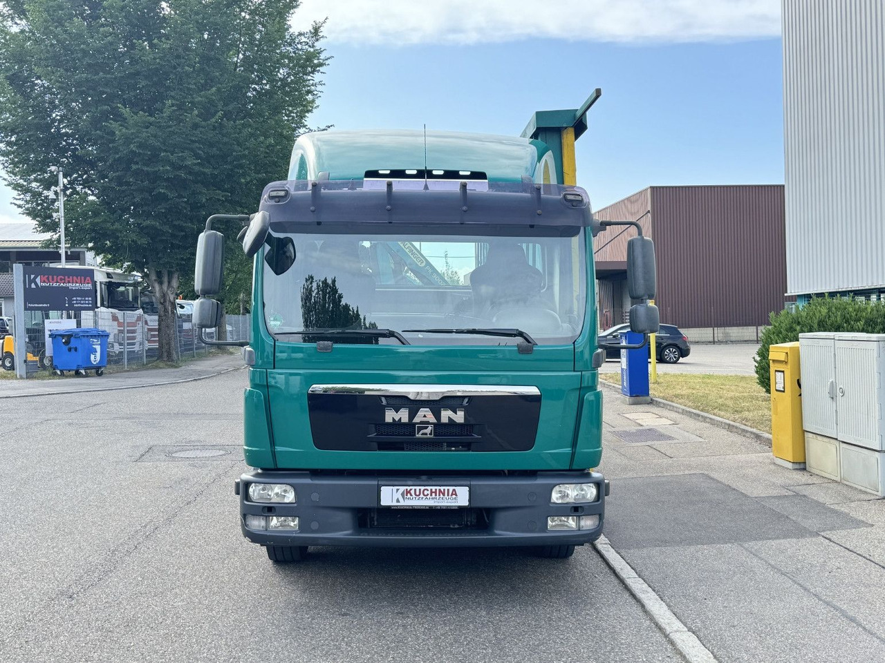 MAN TGL 12.250 Glastransport Kran PK9002 Funk Klima - משאית מנוף: תמונה 2 MAN TGL 12.250 Glastransport Kran PK9002 Funk Klima - משאית מנוף: תמונה 2