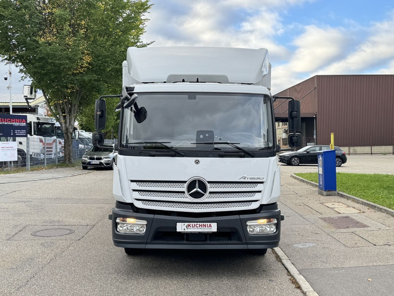 Mercedes-Benz Atego 1227L Koffer 8m LBW Klima Diff. Sperre - משאית תיבה: תמונה 2 Mercedes-Benz Atego 1227L Koffer 8m LBW Klima Diff. Sperre - משאית תיבה: תמונה 2
