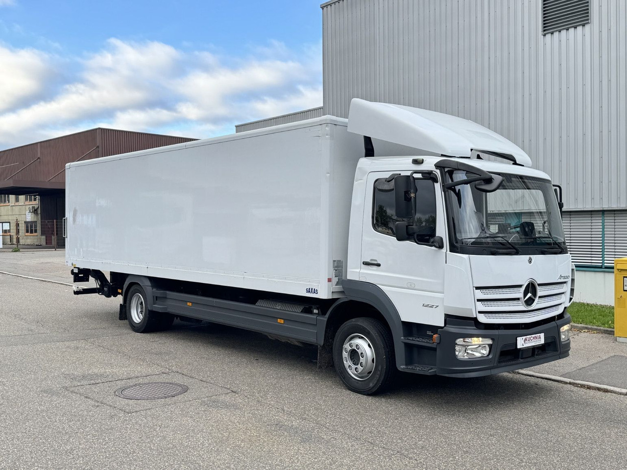 Mercedes-Benz Atego 1227L Koffer 8m LBW Klima Diff. Sperre - משאית תיבה: תמונה 3 Mercedes-Benz Atego 1227L Koffer 8m LBW Klima Diff. Sperre - משאית תיבה: תמונה 3