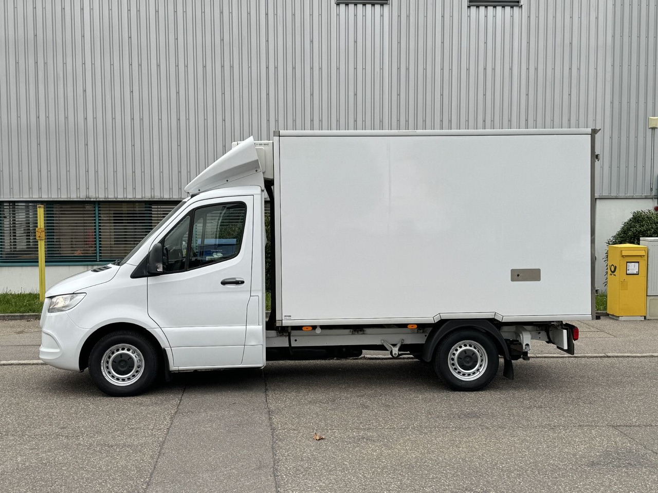Mercedes-Benz Sprinter 316 Tiefkühl 3,3m TK V-500 MAX Luftgef. - כלי רכב מסחרי לקירור: תמונה 4 Mercedes-Benz Sprinter 316 Tiefkühl 3,3m TK V-500 MAX Luftgef. - כלי רכב מסחרי לקירור: תמונה 4
