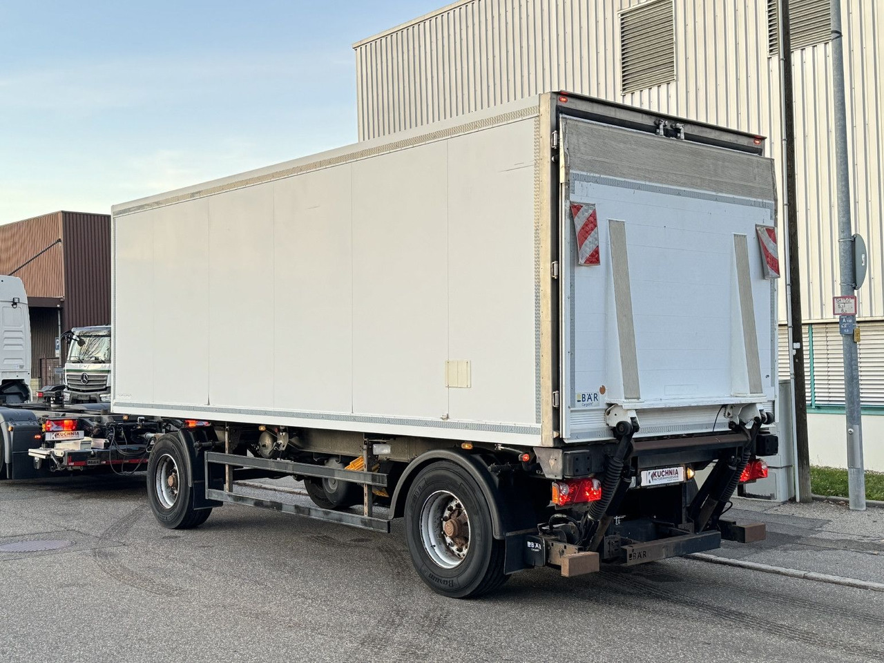 ROHR RAK/18 TK Tiefkühl MAXIMA 1000 Türen LBW 2t BPW - קרון נגרר עם קירור: תמונה 3 ROHR RAK/18 TK Tiefkühl MAXIMA 1000 Türen LBW 2t BPW - קרון נגרר עם קירור: תמונה 3