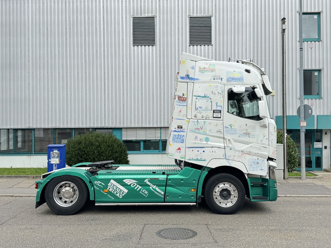 הַחכָּרָה  Renault T520 HIGHCAB Comfort 2-Tanks Retarder Airbrush Renault T520 HIGHCAB Comfort 2-Tanks Retarder Airbrush: תמונה 8