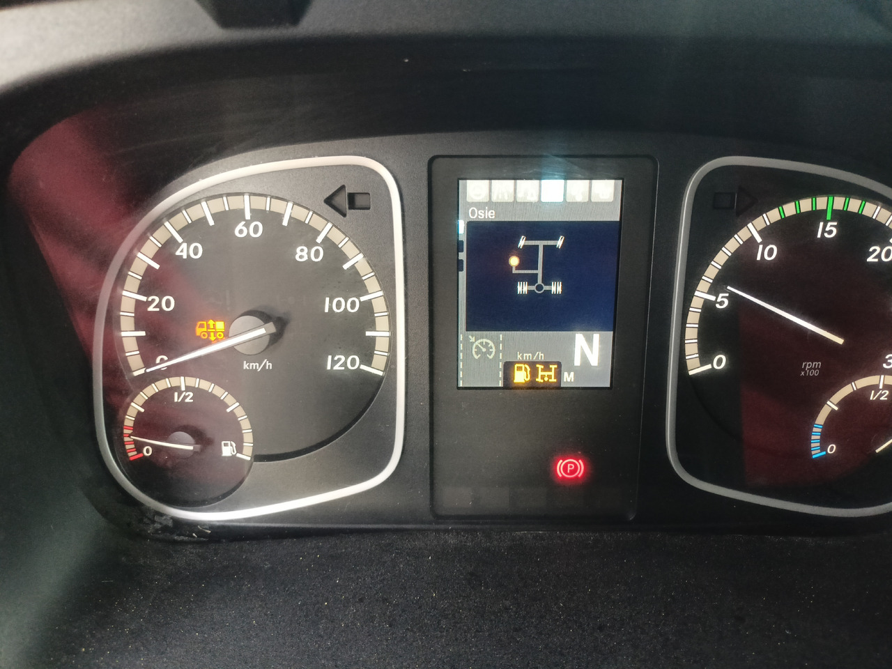 משאית מנוף MERCEDES-BENZ Atego 1524: תמונה 16 משאית מנוף MERCEDES-BENZ Atego 1524: תמונה 16