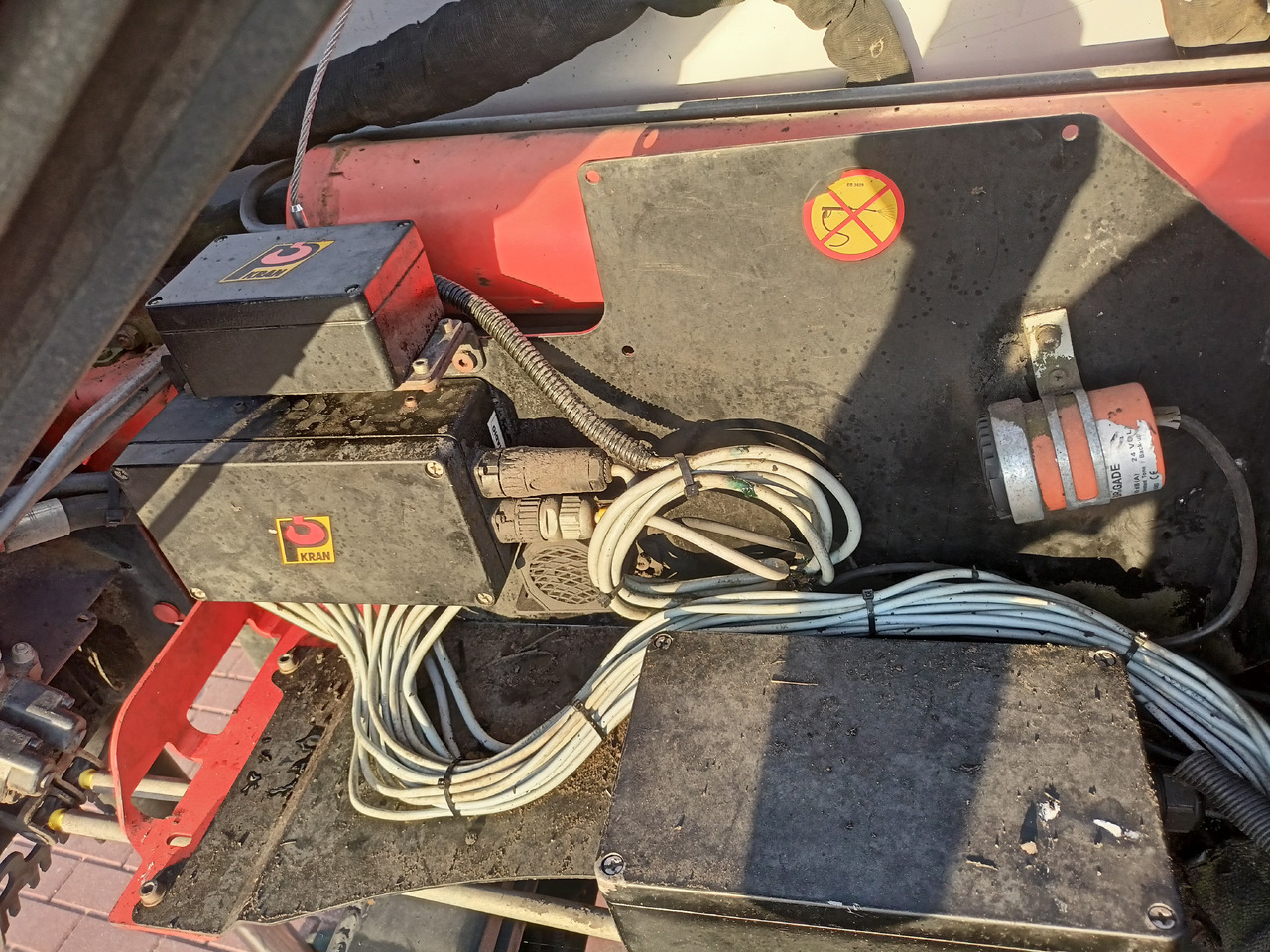 משאית מנוף MERCEDES-BENZ Atego 1524: תמונה 8 משאית מנוף MERCEDES-BENZ Atego 1524: תמונה 8