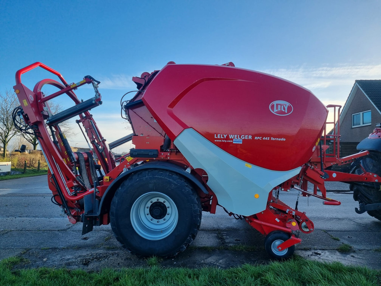 LELY WELGER RPC 160V - עוטף צרור: תמונה 1 LELY WELGER RPC 160V - עוטף צרור: תמונה 1
