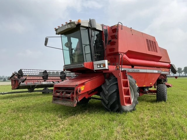 Massey Ferguson 38RS combine - מקצרת קומבינה: תמונה 1 Massey Ferguson 38RS combine - מקצרת קומבינה: תמונה 1