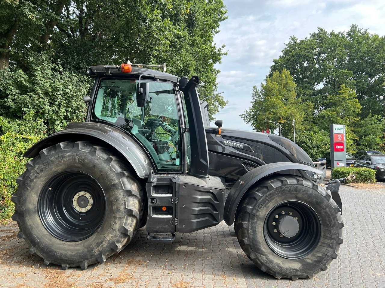 Valtra T174 Versu - טרקטור חקלאי: תמונה 4 Valtra T174 Versu - טרקטור חקלאי: תמונה 4