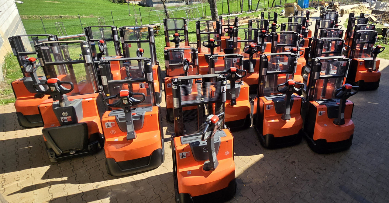 BT Toyota SWE 200 D initial list wstępne podnoszenie wideł - משאית משטחים: תמונה 1 BT Toyota SWE 200 D initial list wstępne podnoszenie wideł - משאית משטחים: תמונה 1