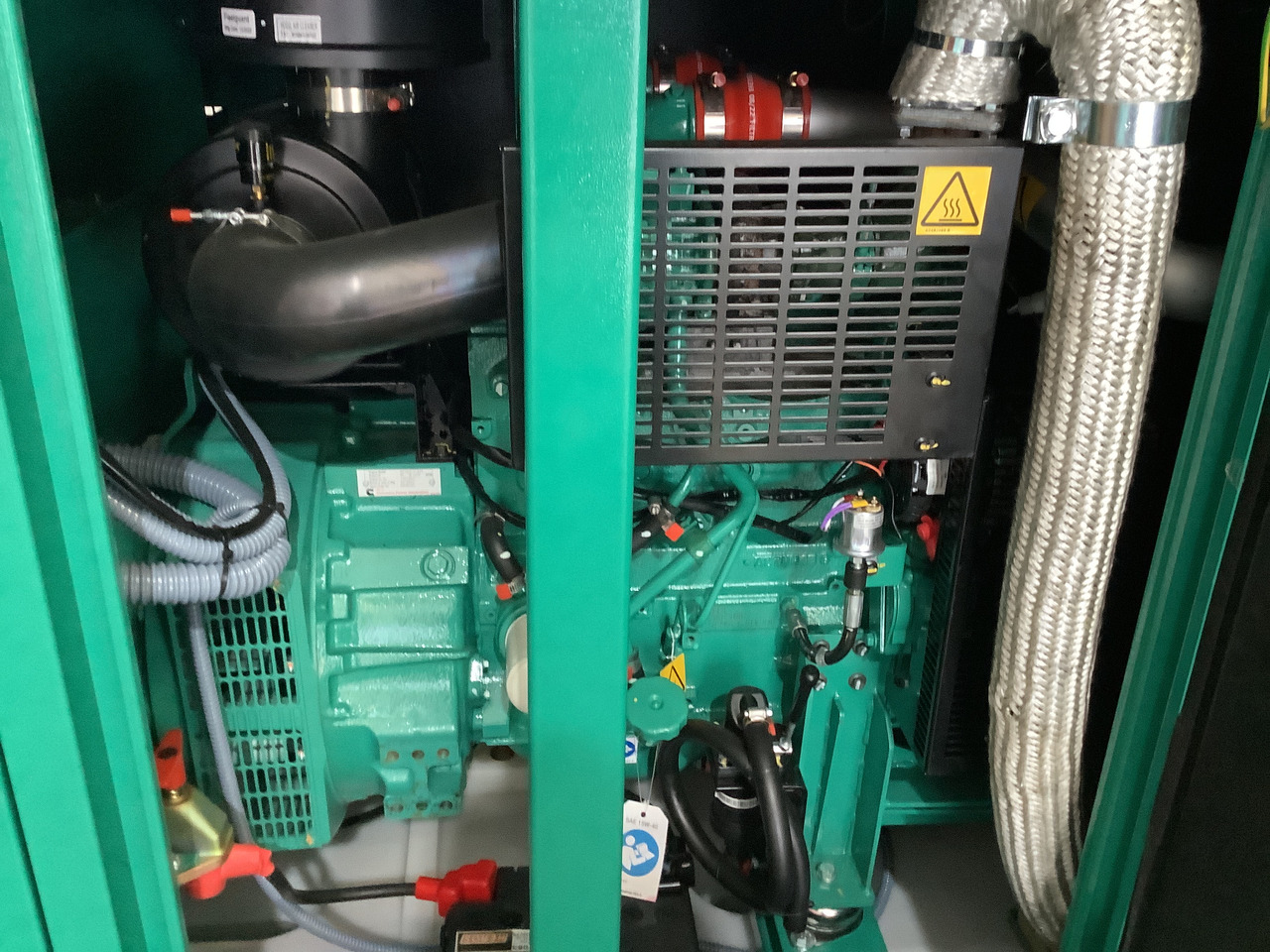 Cummins C55D5EQ. 55KVA Generator. Brand new. - ערכת גנרטורים: תמונה 4 Cummins C55D5EQ. 55KVA Generator. Brand new. - ערכת גנרטורים: תמונה 4