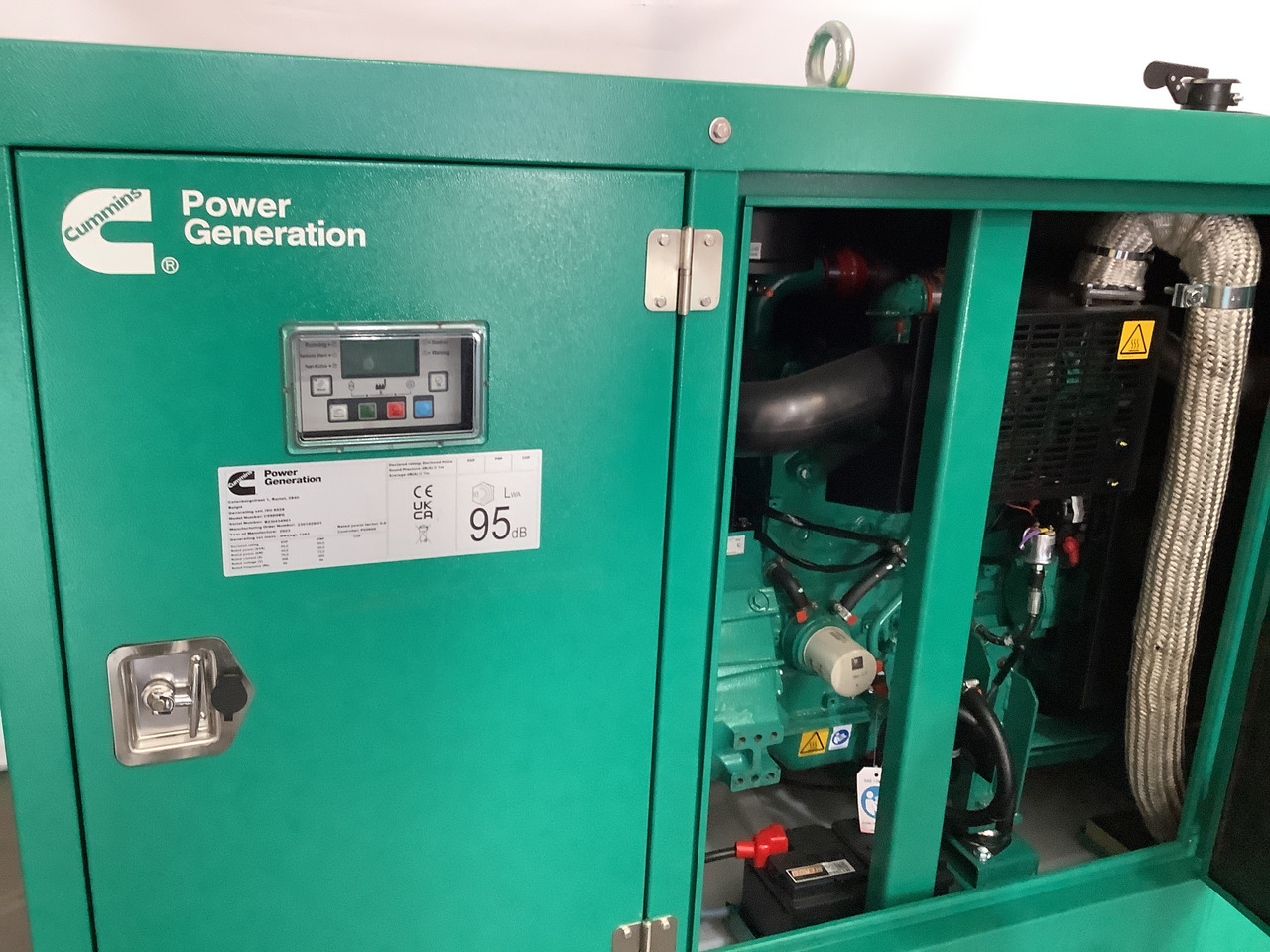 Cummins C55D5EQ. 55KVA Generator. Brand new. - ערכת גנרטורים: תמונה 2 Cummins C55D5EQ. 55KVA Generator. Brand new. - ערכת גנרטורים: תמונה 2