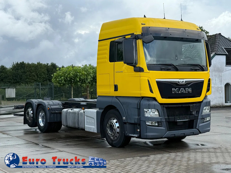 MAN TGX 26.440 - משאית עם שלדת תא: תמונה 2 MAN TGX 26.440 - משאית עם שלדת תא: תמונה 2