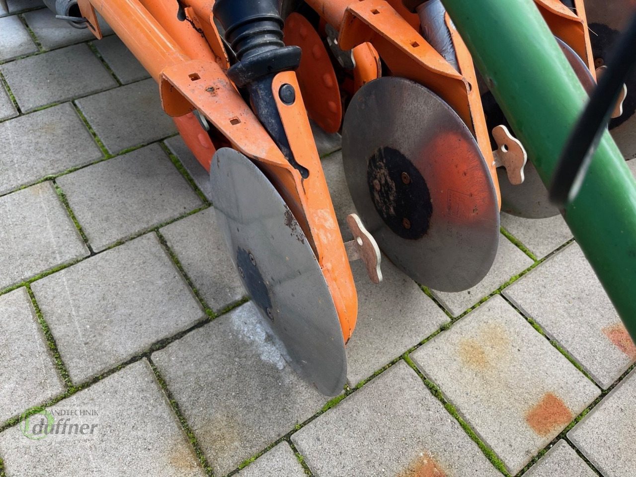 Amazone KE 303 + AD 303 - מקדחת זריעה משולבת: תמונה 3 Amazone KE 303 + AD 303 - מקדחת זריעה משולבת: תמונה 3