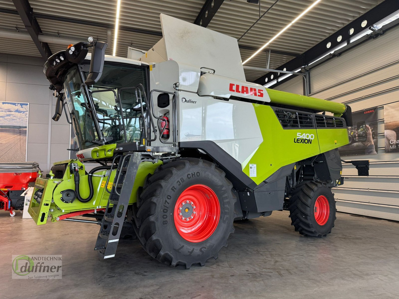 CLAAS Lexion 5400 Model C831... - מקצרת קומבינה: תמונה 1 CLAAS Lexion 5400 Model C831... - מקצרת קומבינה: תמונה 1