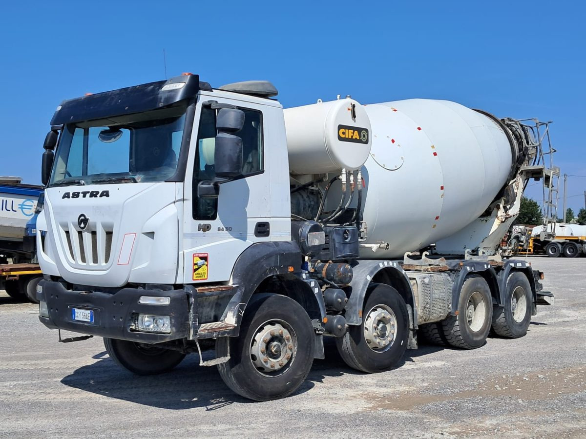 ASTRA HD9 8450 CIFA RY1300 - משאית מערבלת בטון: תמונה 3 ASTRA HD9 8450 CIFA RY1300 - משאית מערבלת בטון: תמונה 3