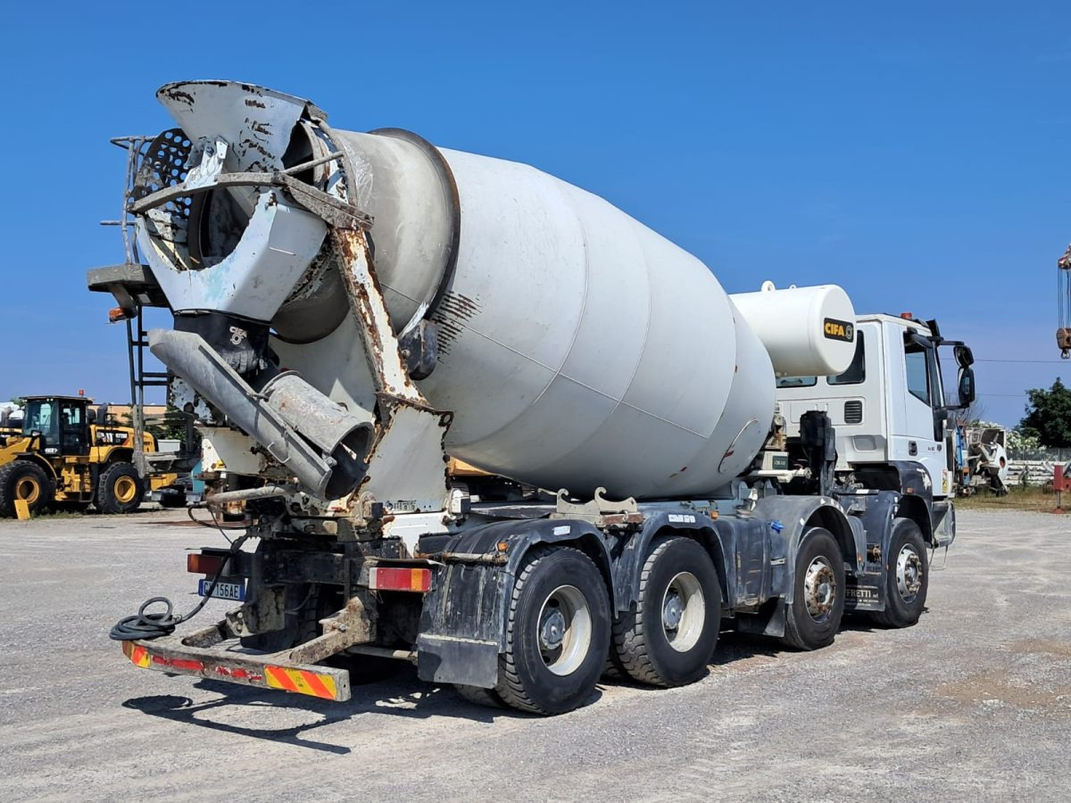 ASTRA HD9 8450 CIFA RY1300 - משאית מערבלת בטון: תמונה 2 ASTRA HD9 8450 CIFA RY1300 - משאית מערבלת בטון: תמונה 2