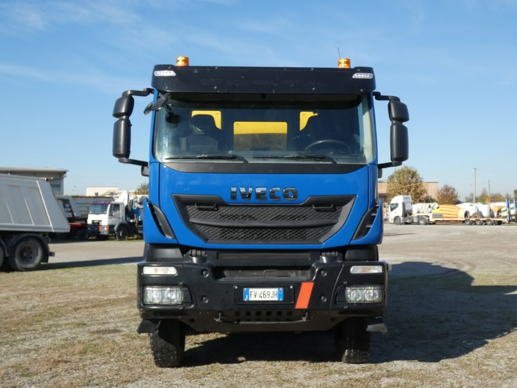 IVECO TRAKKER 500 CIFA RY1300 - משאית מערבלת בטון: תמונה 5 IVECO TRAKKER 500 CIFA RY1300 - משאית מערבלת בטון: תמונה 5