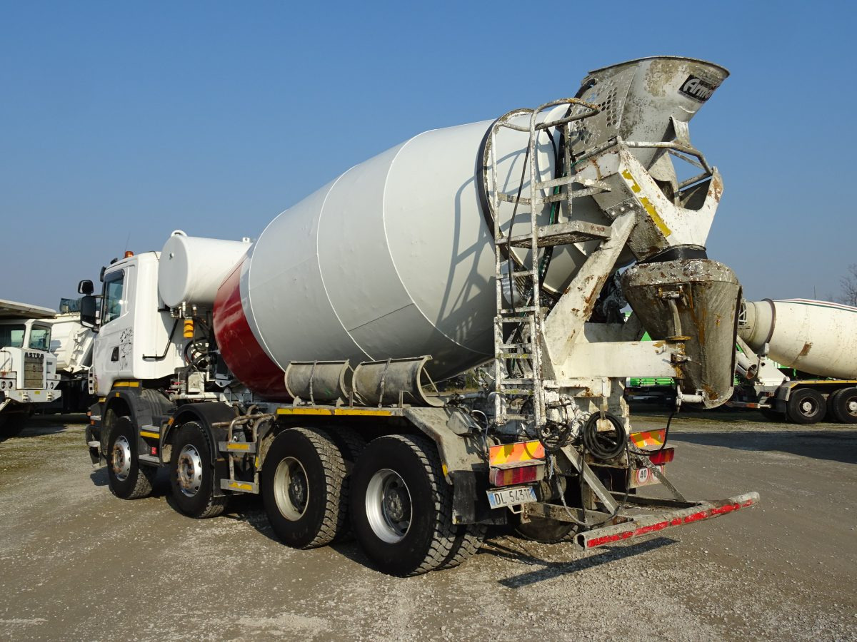 משאית מערבלת בטון SCANIA R420 8X4 ARMEC HY120: תמונה 7