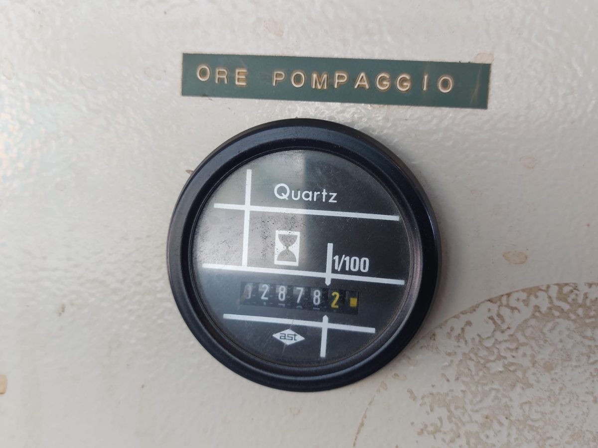 VOLVO FM12 R64 380 - משאית משאבת בטון: תמונה 2 VOLVO FM12 R64 380 - משאית משאבת בטון: תמונה 2