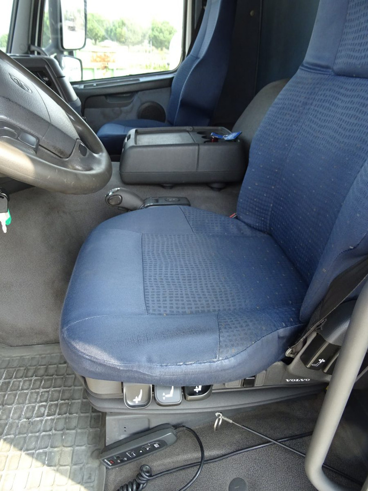 משאית וילונות צד VOLVO FM9 R 62: תמונה 11