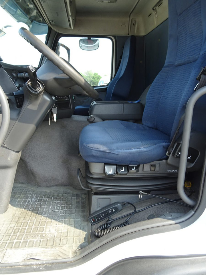 משאית וילונות צד VOLVO FM9 R 62: תמונה 10