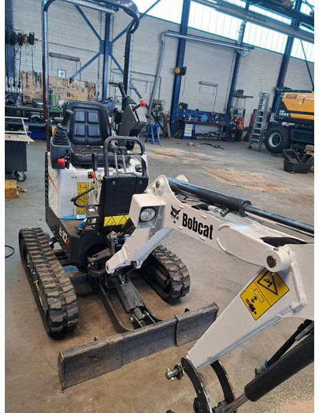 Bobcat E10Z - מיני מחפר: תמונה 1 Bobcat E10Z - מיני מחפר: תמונה 1