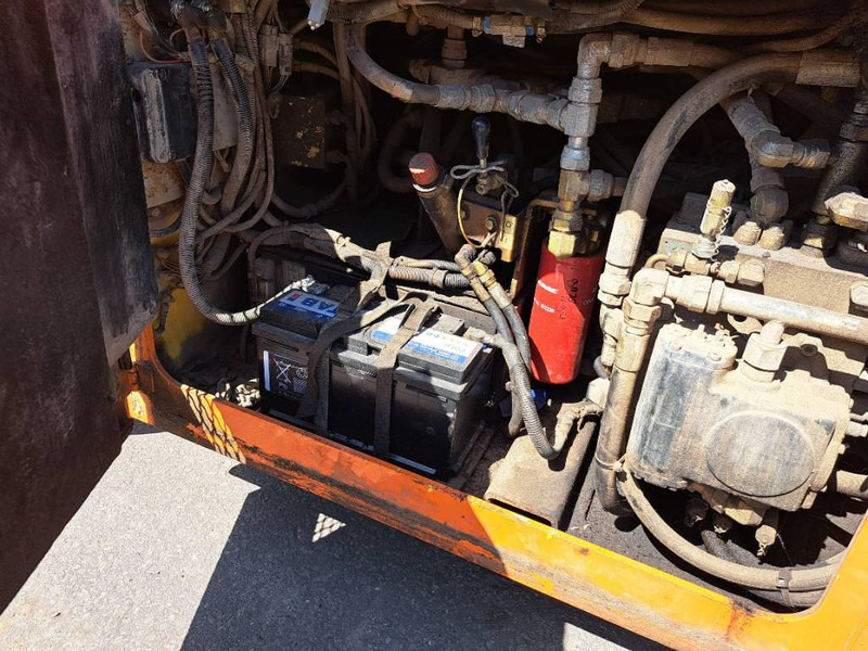 Dynapac CG 233 HF - רולר: תמונה 3 Dynapac CG 233 HF - רולר: תמונה 3