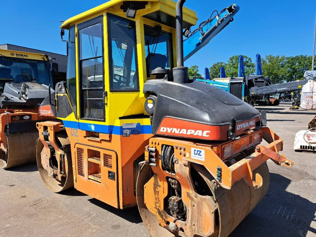 Dynapac CG233HF - רולר כביש: תמונה 2 Dynapac CG233HF - רולר כביש: תמונה 2