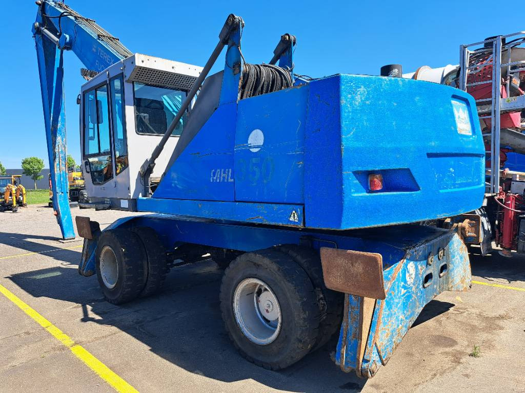 Fuchs MHL350C + generator - מטפל בפסולת/ תעשייתי: תמונה 1 Fuchs MHL350C + generator - מטפל בפסולת/ תעשייתי: תמונה 1