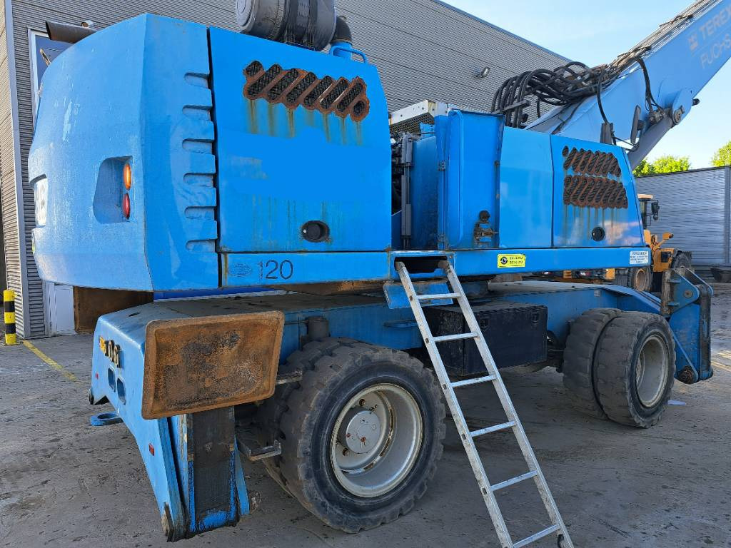 Fuchs MHL360D - מטפל בפסולת/ תעשייתי: תמונה 4 Fuchs MHL360D - מטפל בפסולת/ תעשייתי: תמונה 4