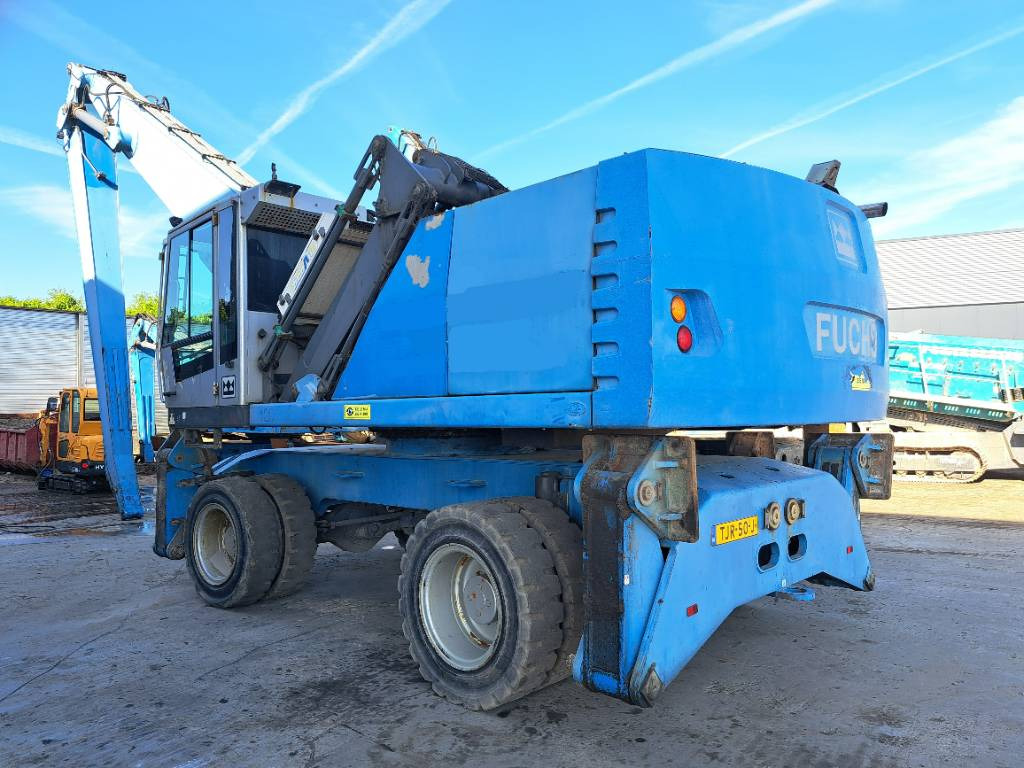 Fuchs MHL360D - מטפל בפסולת/ תעשייתי: תמונה 2 Fuchs MHL360D - מטפל בפסולת/ תעשייתי: תמונה 2