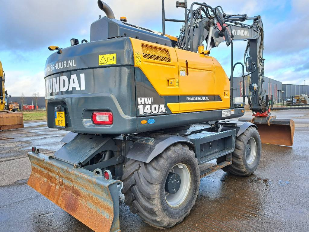 Hyundai HW140A + Tiltrotator - מחפר גלגלים: תמונה 3 Hyundai HW140A + Tiltrotator - מחפר גלגלים: תמונה 3