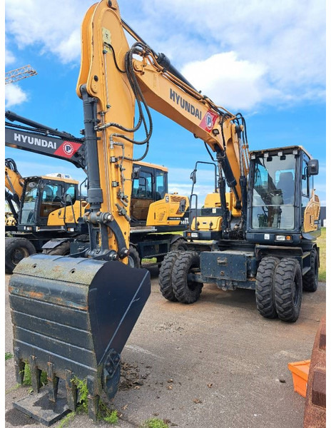 Hyundai HW140 - מחפר גלגלים: תמונה 4 Hyundai HW140 - מחפר גלגלים: תמונה 4